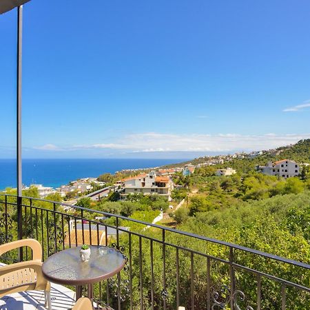 Loucerna Suites Chania Chrissi Akti Chania Exterior foto
